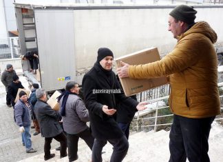 AYVALIK, HALEP’E YARDIM TIRINDA ‘SAĞLIK’ GÖNDERDİ