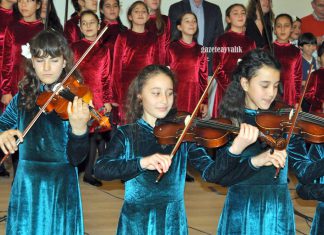 ZEYTİN ÇEKİRDEKLERİ’NDEN KONSER ‘HAYALLERİM VAR SESİMDE’