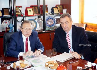 “BÜYÜKŞEHİR OLARAK AYVALIKLILARLA AYNI GÖRÜŞTEYİZ”