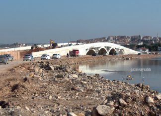 Cunda Yolu Onarım Bekliyor