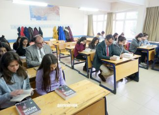 LİSE ÖĞRENCİLERİNE ‘NUTUK’ HEDİYESİ
