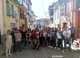 AYVALIK’A ÖNEMLİ DERS; “TARİHİ YAPIYI ALGILAYAMIYORUZ”