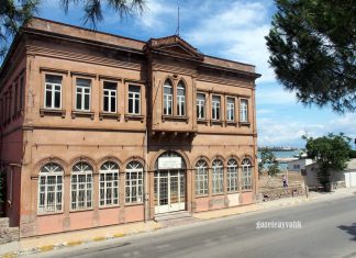 TARİHİ YAPI BAHÇESİNDEKİ ÇALIŞMA MERAK UYANDIRDI