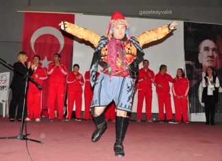 AYVALIK’TA DÜNYA ENGELLİLER GÜNÜ İÇİN ÖZEL KUTLAMA