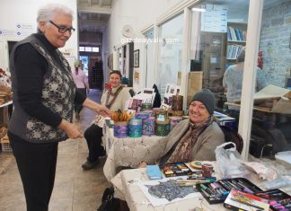 TASARIM ÜRÜNLER VE EL İŞLERİ YILBAŞI PAZARINDA