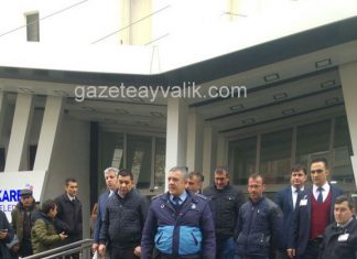 BELEDİYE ÖNÜNDE KENDİNİ YAKTI
