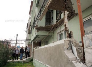 “YIKILMA TEHLİKESİ OLAN APARTMANDA 1 SENEDİR YAŞAMAYA ÇALIŞIYORUZ”