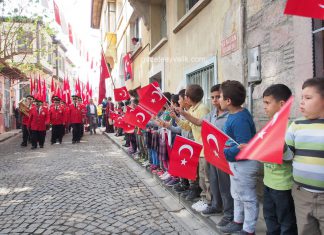 AYVALIK, ATA’YI 84. KEZ KARŞILADI