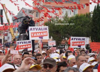 BALIKESİR’DE MİTİNGE 8 OTOBÜSLE GİTTİLER