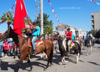 AYVALIK, KURTULUŞUNU KUTLADI