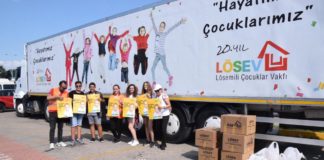LÖSEV İYİLİK TIRI AYVALIK’A GELDİ