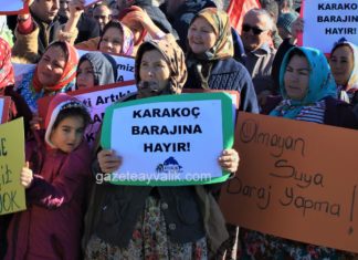 AYVALIK’TA BARAJ PROTESTOSU; ‘ZEYTİNİMİZİ SUYLA BOĞMA’