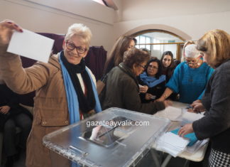 CHP AYVALIK, KADIN KOLLARI BAŞKANINI SEÇTİ