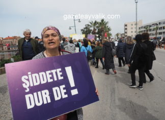 “KADINLAR DAYANIŞMAYLA AYAKTA, ÖRGÜTLENEREK DEĞİŞTİRECEK!”
