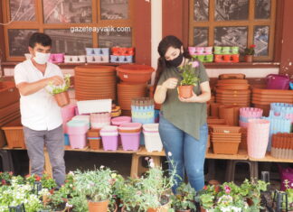 AYVALIK’TA FİDE VE ÇİÇEK SATIŞLARINDA ARTIŞ