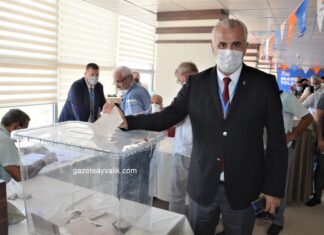 AK PARTİ AYVALIK İLÇE KONGRESİ YAPILDI