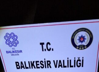 EVDE SAKLANAN 2 BİN YILLIK MEZAR STELİ BULUNDU