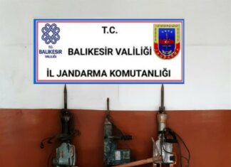 İZİNSİZ KAZI YAPAN 5 KİŞİ YAKALANDI