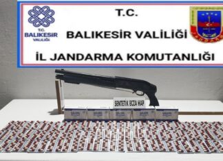 AYVALIK’TA BİR EVDE UYUŞTURUCU HAPLAR ELE GEÇİRİLDİ