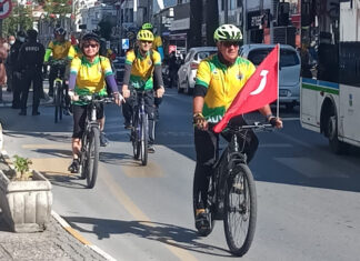 CUMHURİYET BAYRAMI SPORTİF ETKİNLİKLERLE KUTLANDI