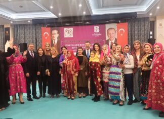 TÜRKİYE ‘NİN KADIN MUHTARLARI AYVALIK’TA BULUŞTU