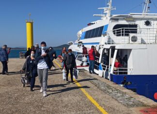 2 YIL ARADAN SONRA İLK YUNAN KAFİLESİ AYVALIK’A GELDİ