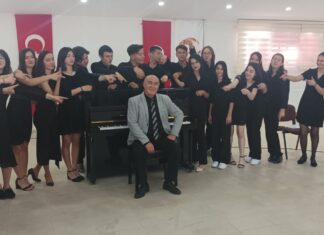 GÜZEL SANATLAR LİSESİ ÖĞRENCİLERİNDEN PİYANO KONSERİ