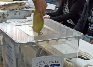 TÜRKİYE PAZAR GÜNÜ SANDIĞA GİDECEK