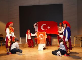 İSTİKLAL MARŞIMIZ 104 YAŞINDA