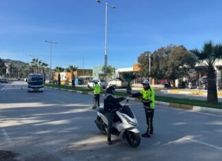 Ayvalık’ta Motosiklet Alarmı: Her 10 Sürücüden 4’ü Kurallara Uymuyor