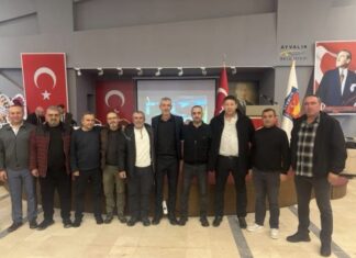 Ayvalık Şoförler ve Otomobilciler Odası “Aziz Ciddi ile yola devam”dedi.