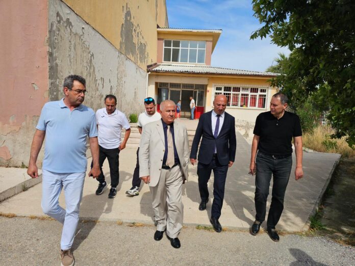 AYVALIK’TA EĞİTİM YATIRIMLARI VE OKUL ALTYAPISI İNCELENDİ