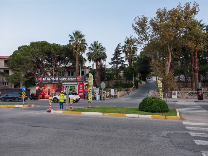 Valilik otopark