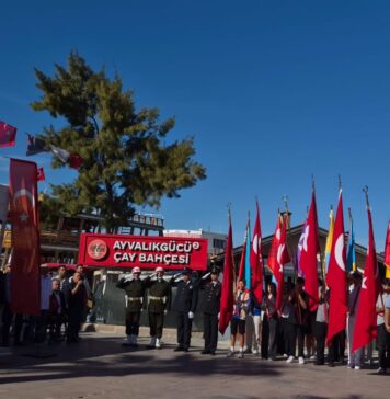 AYVALIK’TA GAZİLER GÜNÜ KUTLANDI
